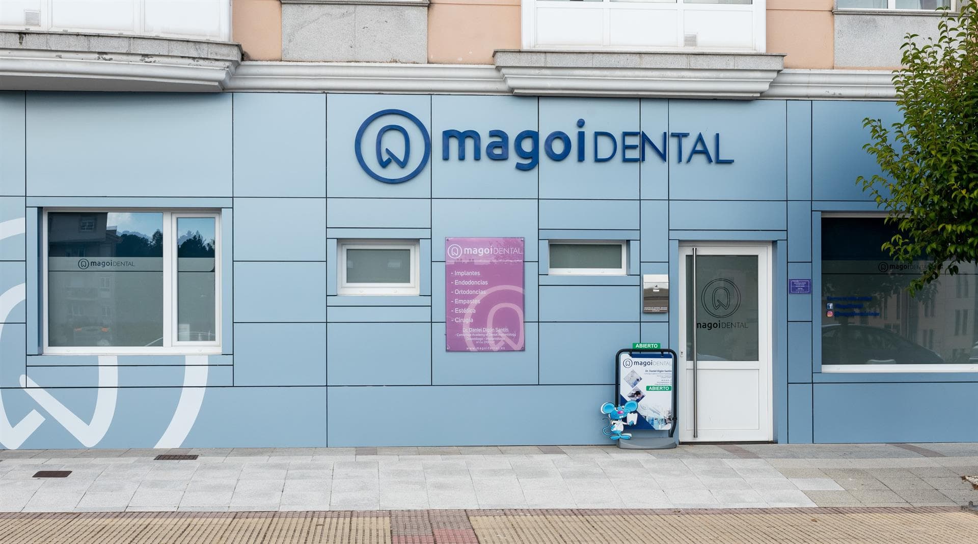 Contactar con Magoi Dental en Lugo